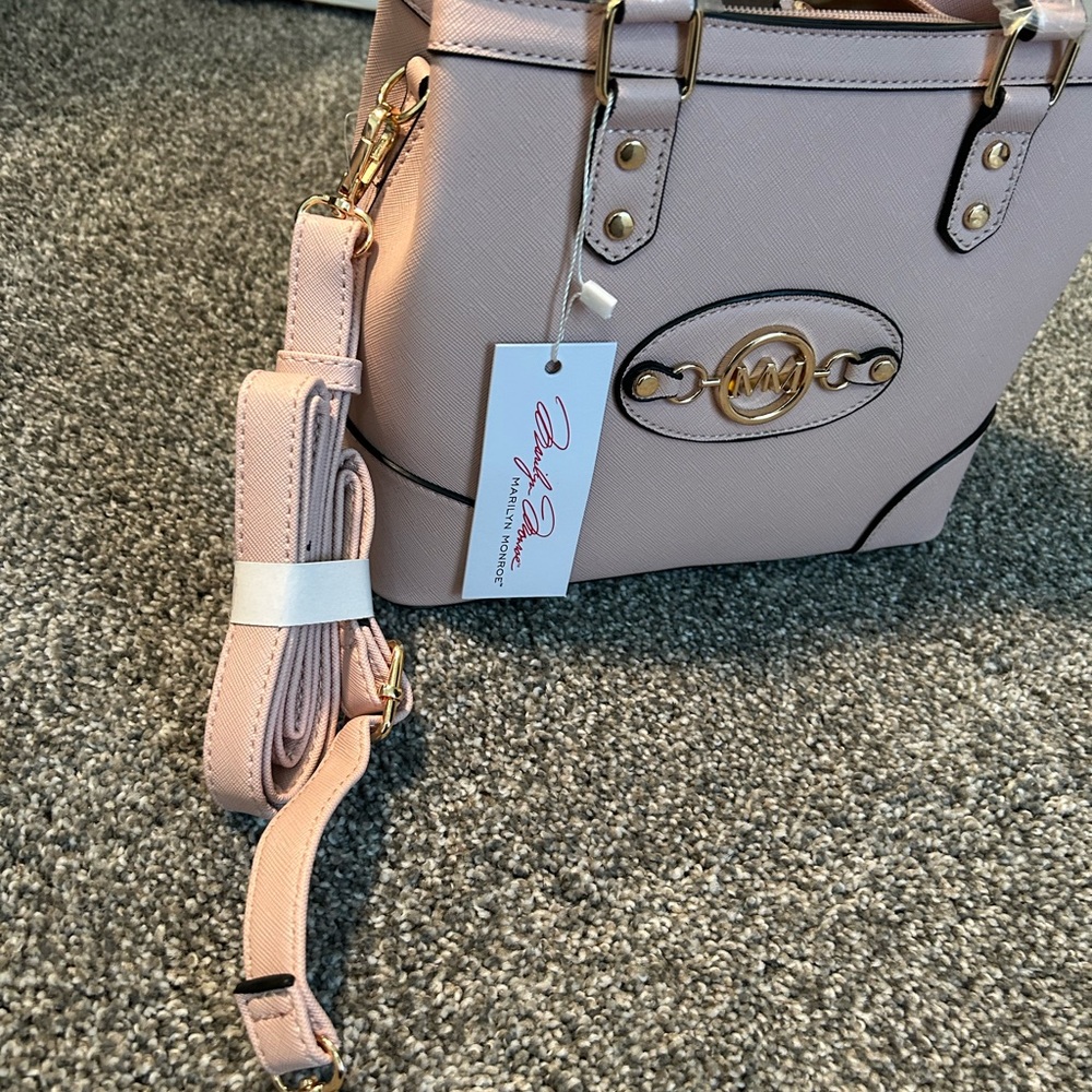 Marilyn Monroe Light Pink Shoulder Bag 👜 - Picture 2 of 4